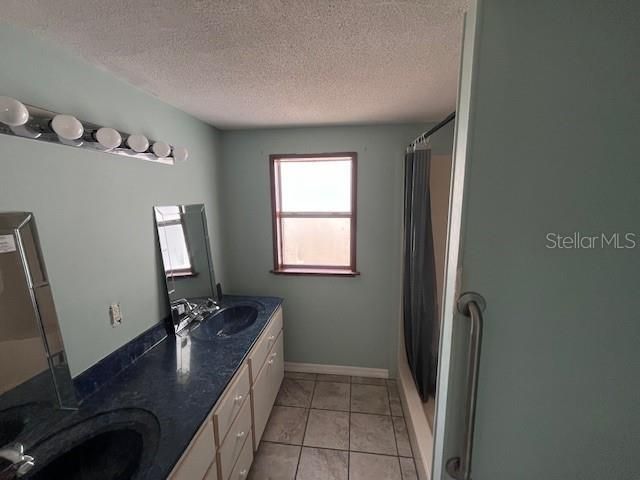 En Venta: $174,900 (3 camas, 2 baños, 1328 Pies cuadrados)