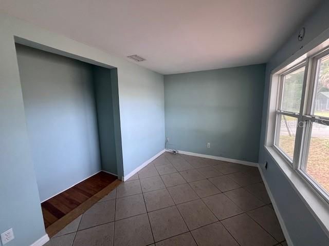 En Venta: $174,900 (3 camas, 2 baños, 1328 Pies cuadrados)