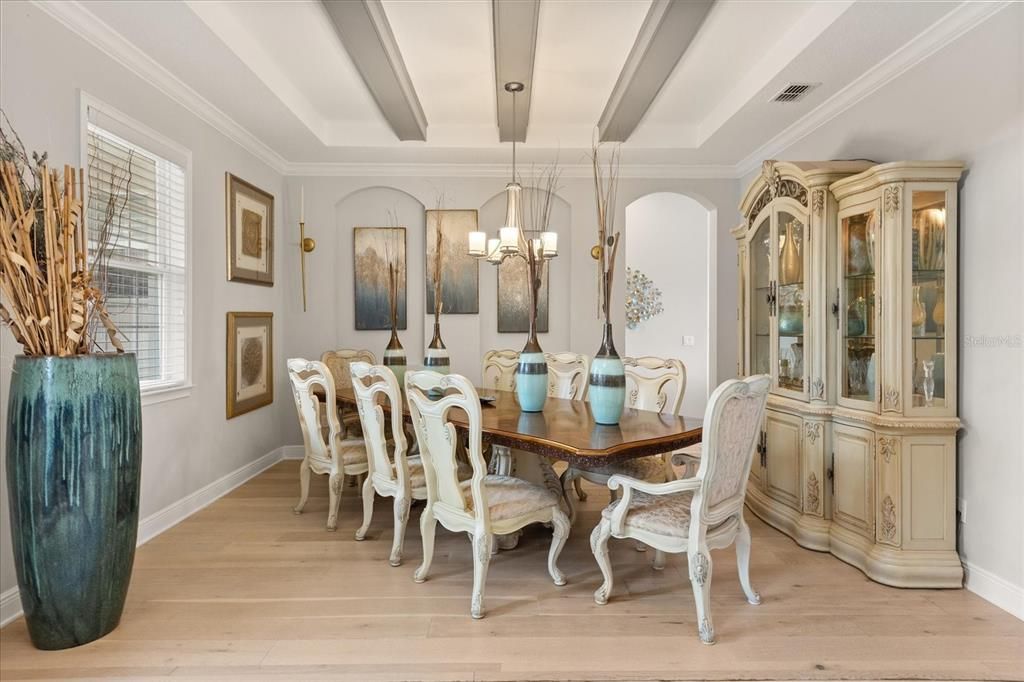 En Venta: $2,445,000 (6 camas, 5 baños, 4817 Pies cuadrados)