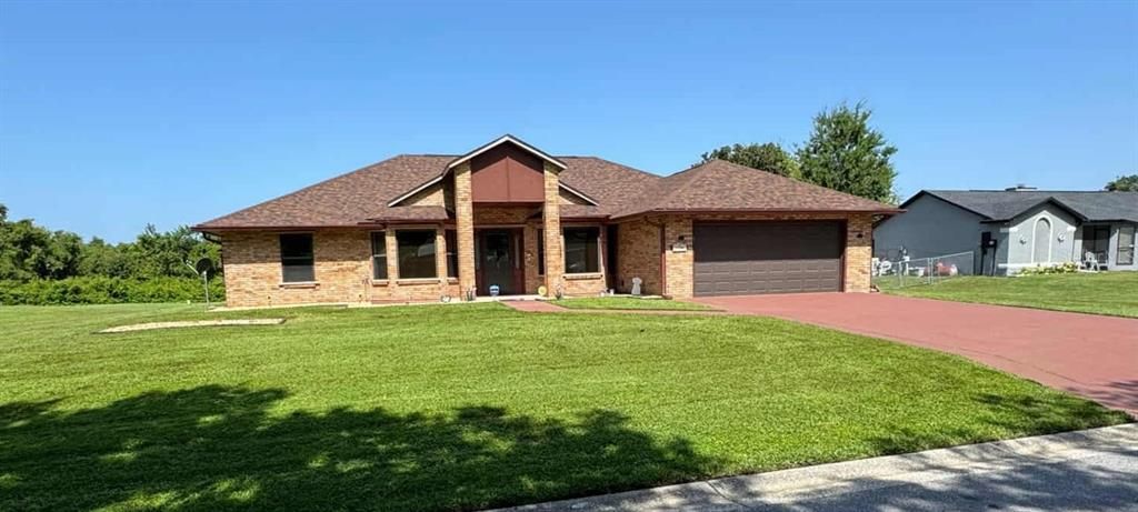 En Venta: $624,900 (3 camas, 2 baños, 2502 Pies cuadrados)