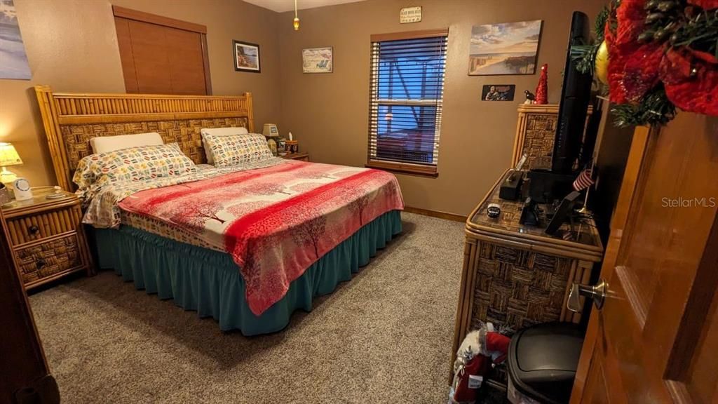 En Venta: $624,900 (3 camas, 2 baños, 2502 Pies cuadrados)
