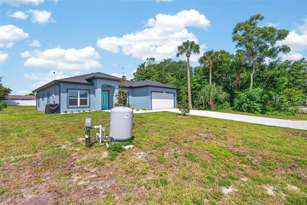 待售: $349,900 (3 贝兹, 2 浴室, 1923 平方英尺)