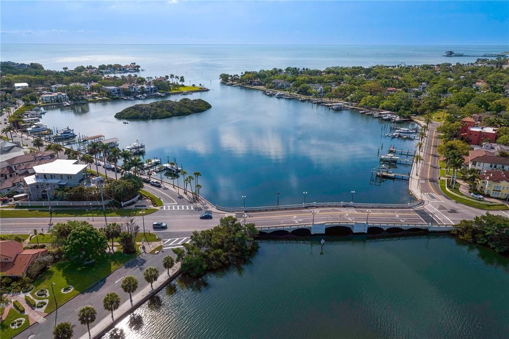 For Sale: $3,200,000 (4 beds, 4 baths, 4307 Square Feet)