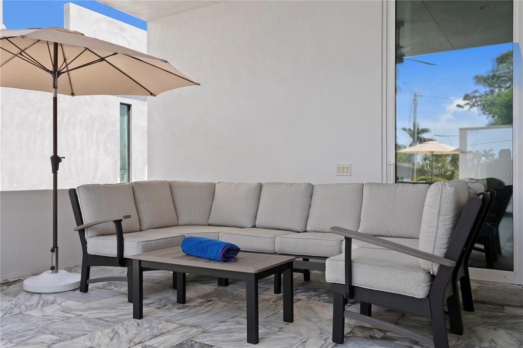 For Sale: $3,200,000 (4 beds, 4 baths, 4307 Square Feet)