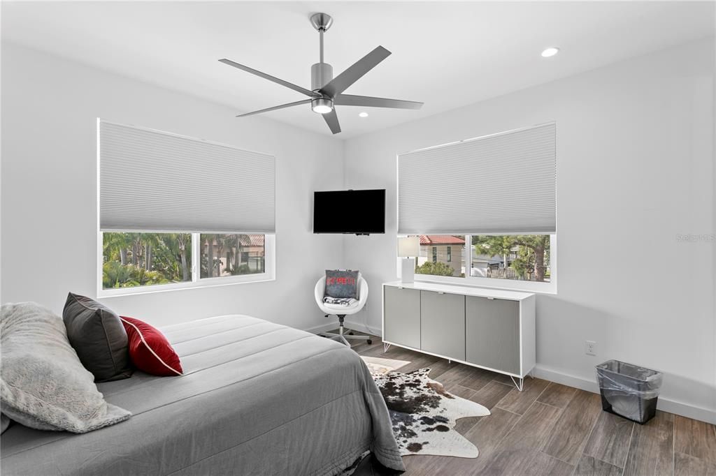 For Sale: $3,200,000 (4 beds, 4 baths, 4307 Square Feet)