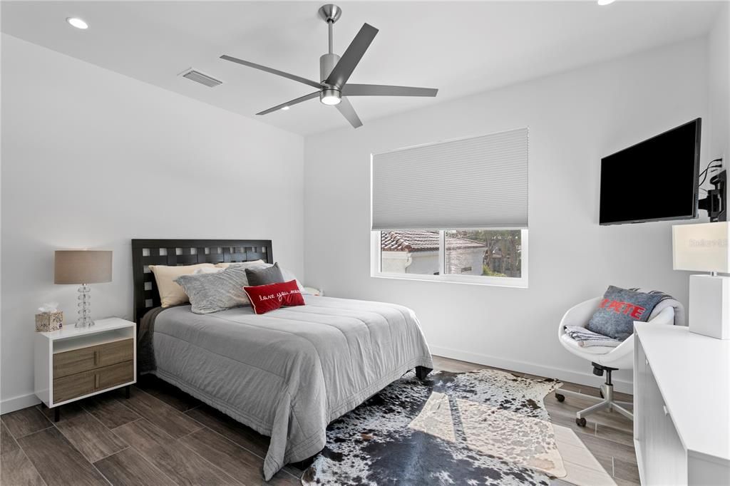 For Sale: $3,200,000 (4 beds, 4 baths, 4307 Square Feet)