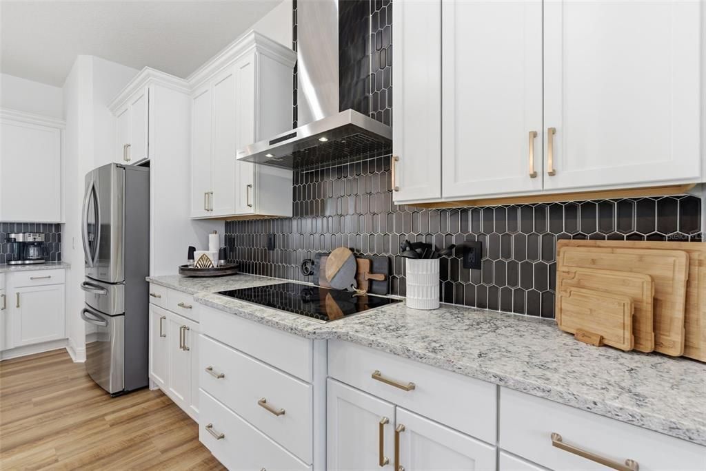 Activo con contrato: $874,000 (3 camas, 3 baños, 2849 Pies cuadrados)