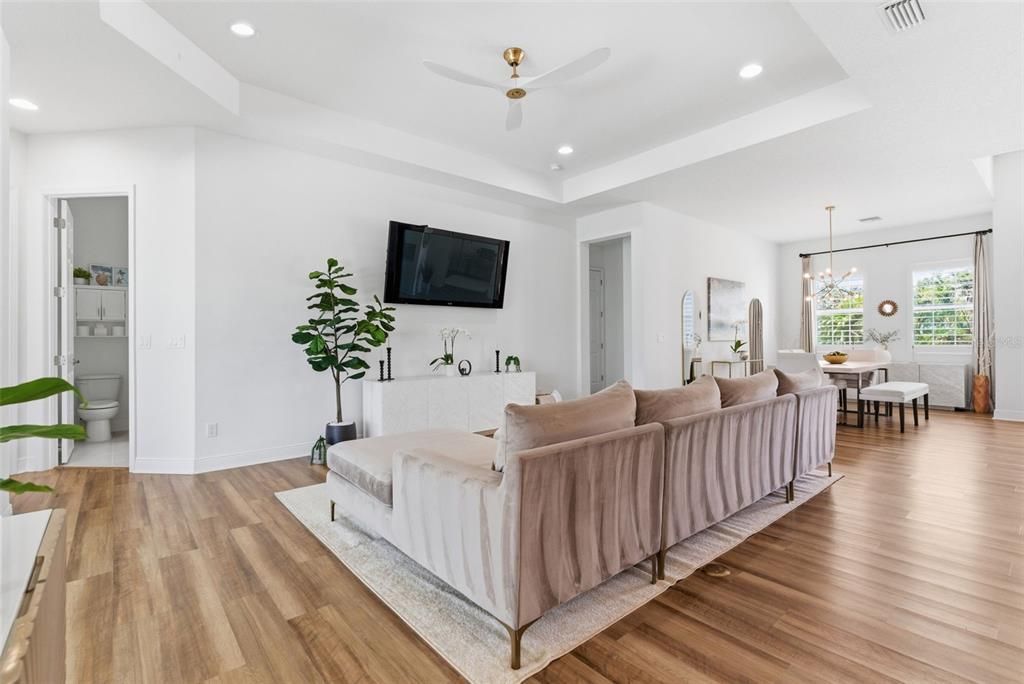 Activo con contrato: $874,000 (3 camas, 3 baños, 2849 Pies cuadrados)