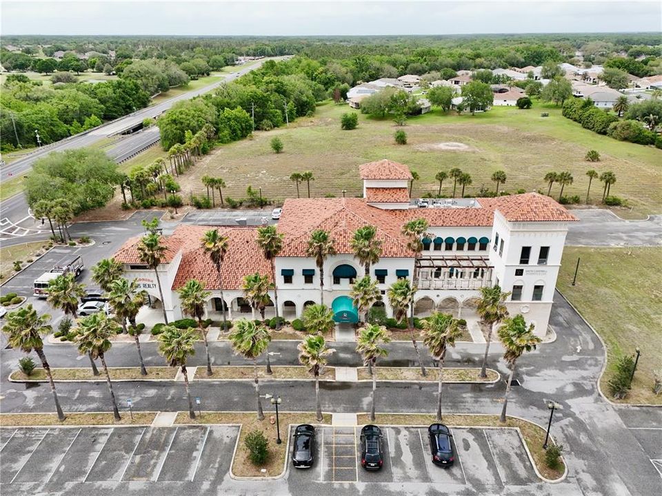 En Venta: $299,000 (3 camas, 2 baños, 1601 Pies cuadrados)