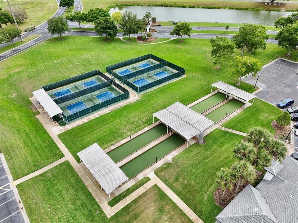 En Venta: $299,000 (3 camas, 2 baños, 1601 Pies cuadrados)