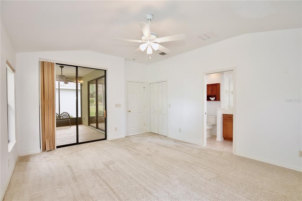 En Venta: $299,000 (3 camas, 2 baños, 1601 Pies cuadrados)