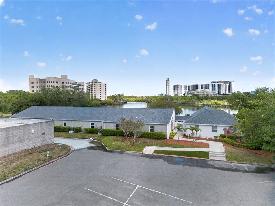 Active With Contract: $169,000 (2 beds, 1 baths, 1200 Square Feet)