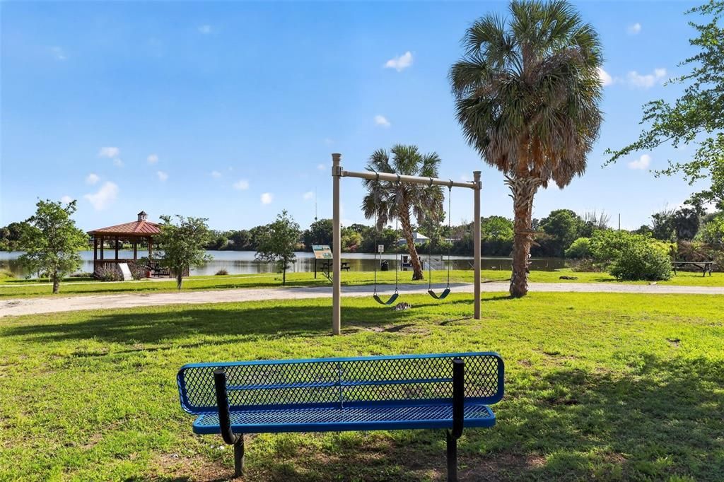 Active With Contract: $169,000 (2 beds, 1 baths, 1200 Square Feet)