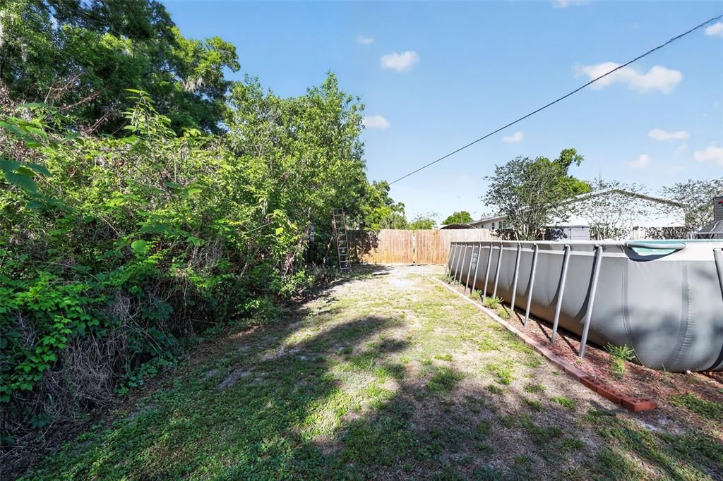 Active With Contract: $169,000 (2 beds, 1 baths, 1200 Square Feet)