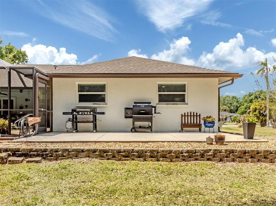 Activo con contrato: $799,900 (5 camas, 3 baños, 2366 Pies cuadrados)