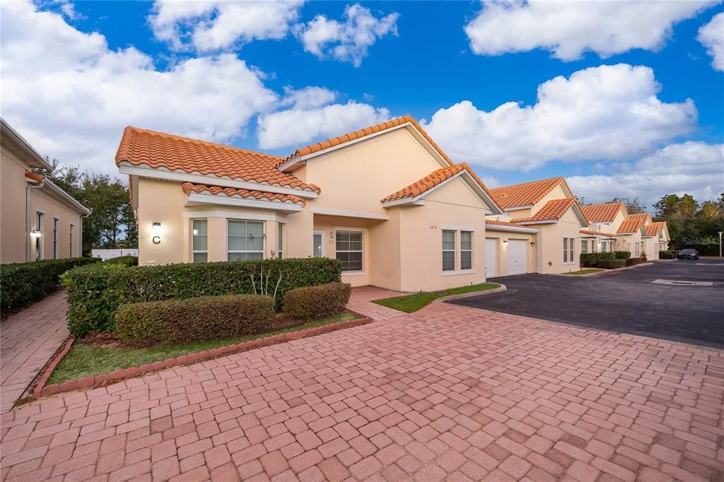 En Venta: $198,500 (2 camas, 2 baños, 1057 Pies cuadrados)
