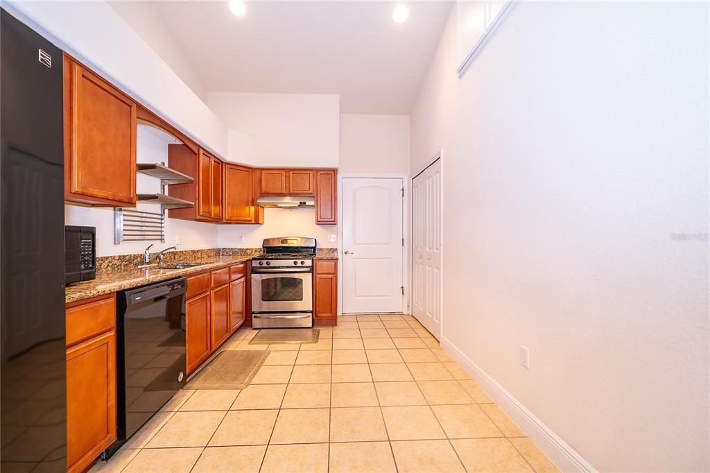 En Venta: $198,500 (2 camas, 2 baños, 1057 Pies cuadrados)