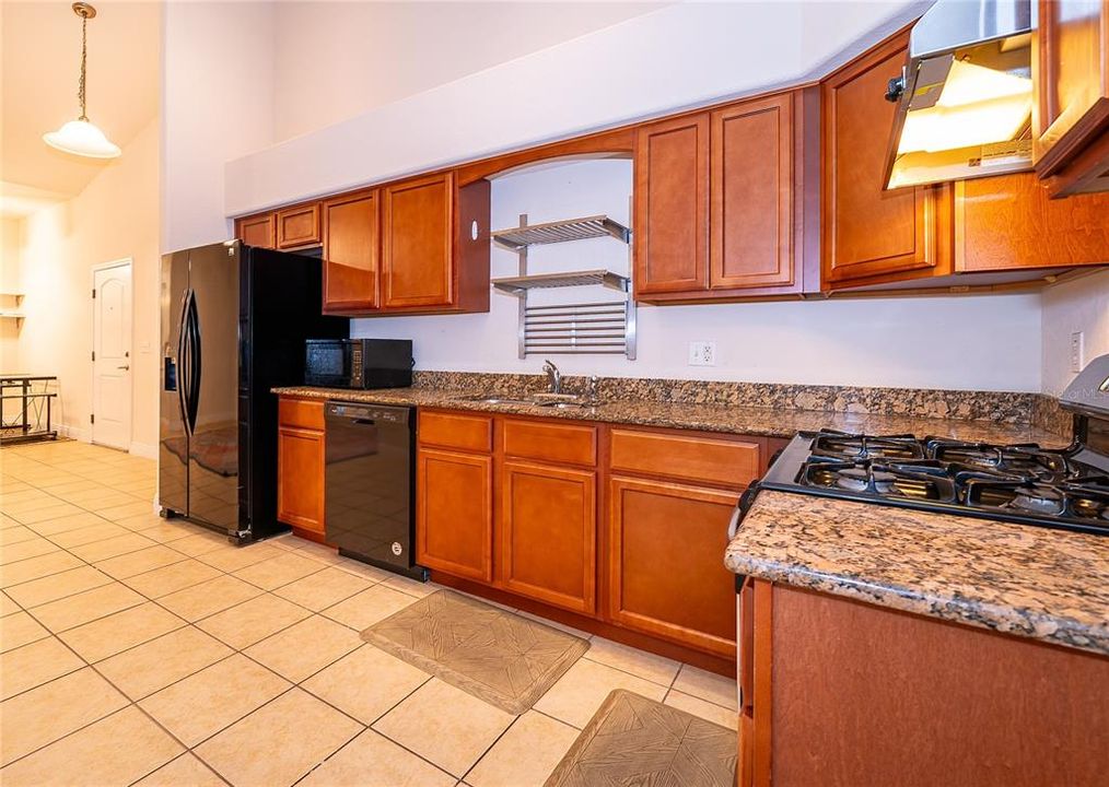 En Venta: $198,500 (2 camas, 2 baños, 1057 Pies cuadrados)
