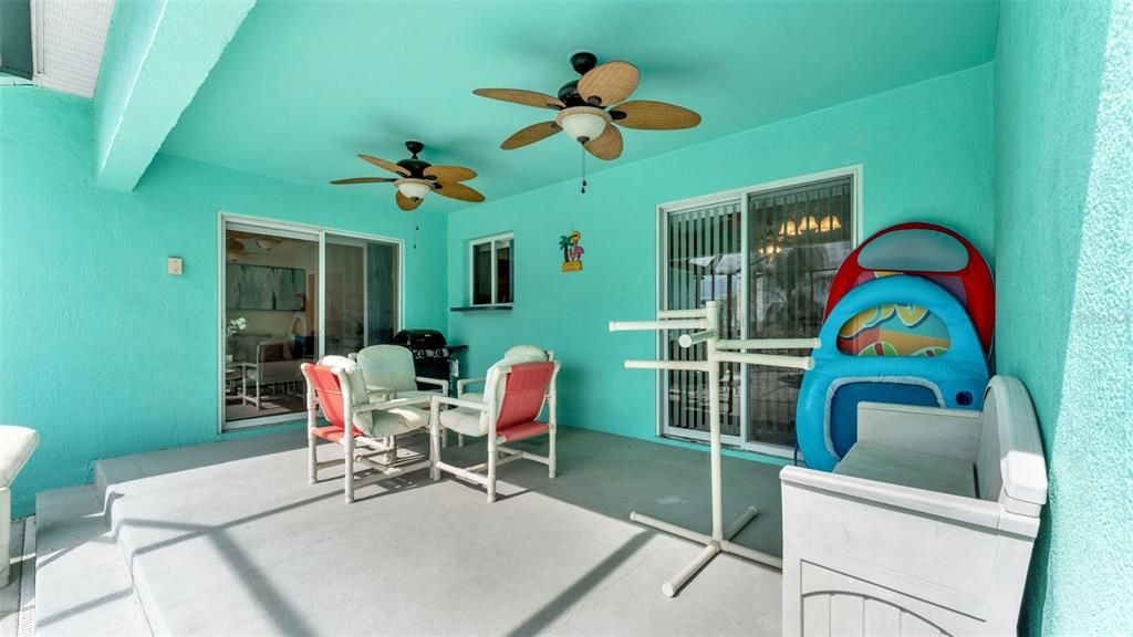 Activo con contrato: $319,000 (4 camas, 2 baños, 1823 Pies cuadrados)