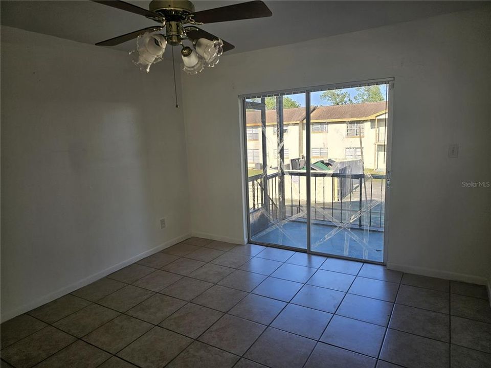 En Venta: $139,900 (2 camas, 2 baños, 1118 Pies cuadrados)