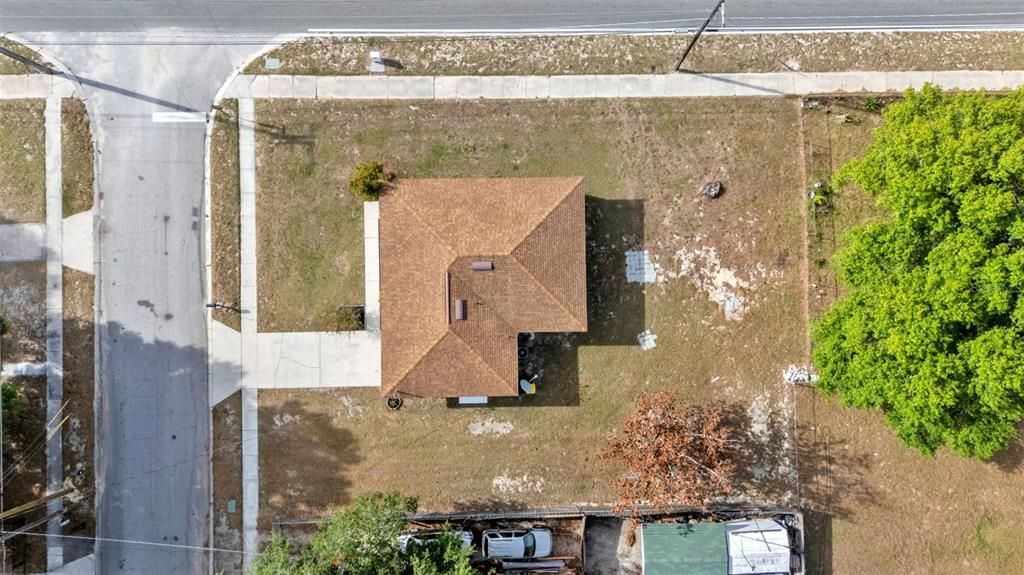 Activo con contrato: $249,900 (3 camas, 2 baños, 1376 Pies cuadrados)
