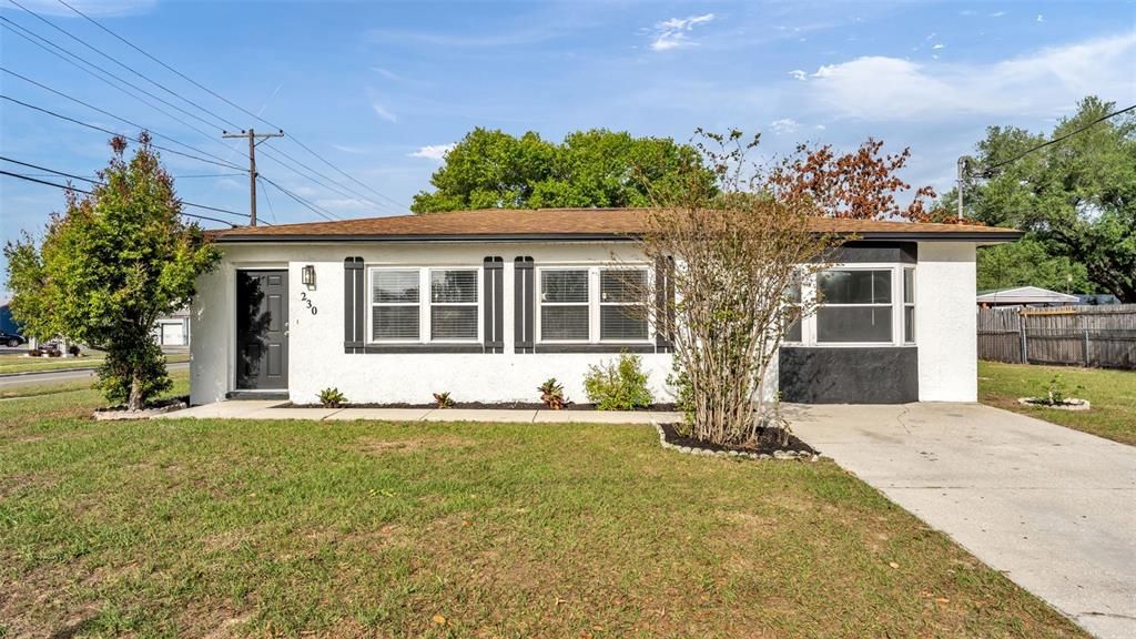 Activo con contrato: $249,900 (3 camas, 2 baños, 1376 Pies cuadrados)