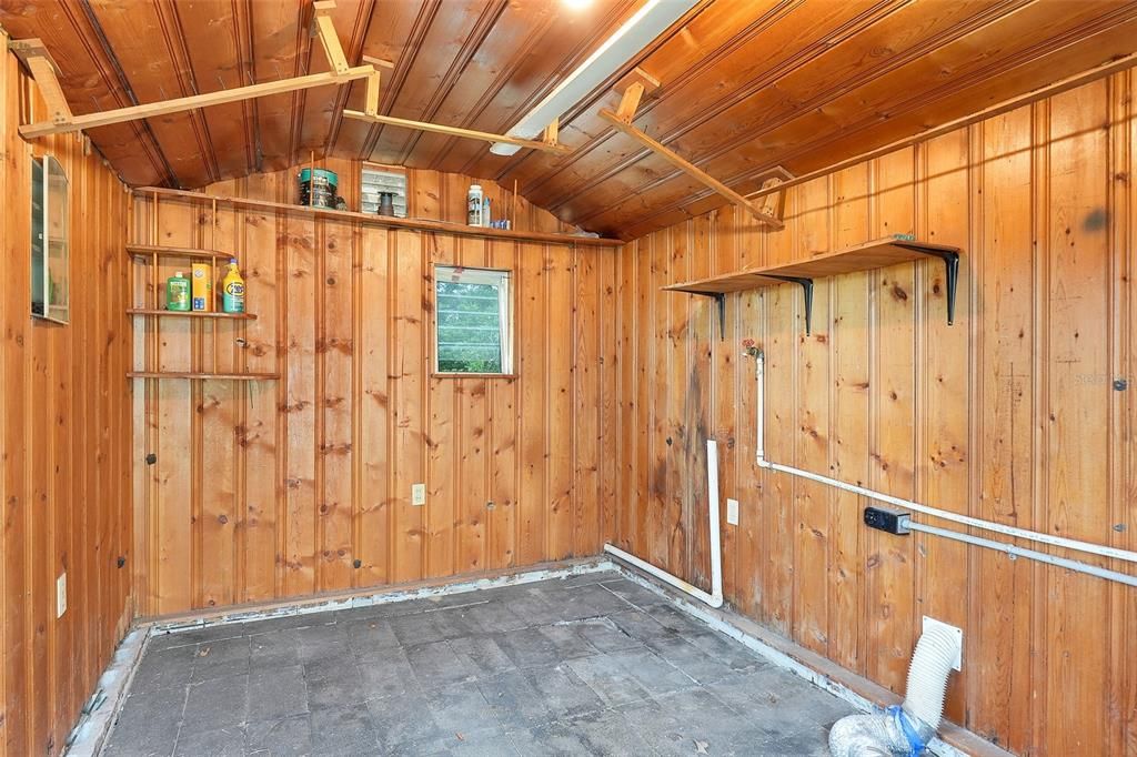 На продажу: $175,000 (2 спален, 1 ванн, 1140 Квадратных фут)