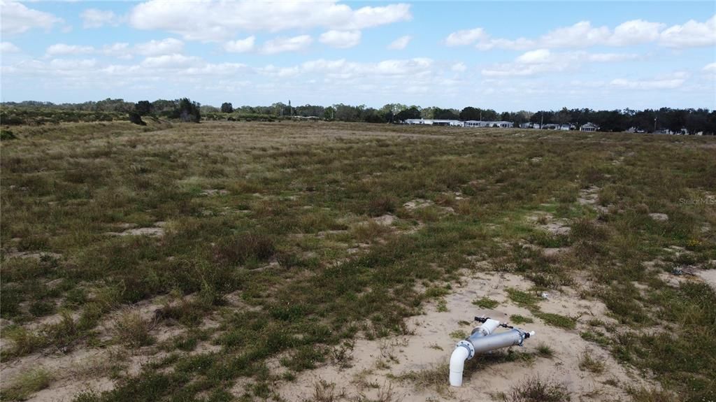 На продажу: $858,000 (35.58 acres)