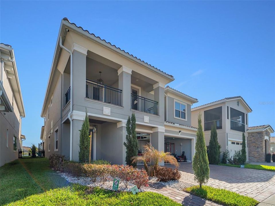 For Sale: $1,675,000 (5 beds, 5 baths, 4155 Square Feet)