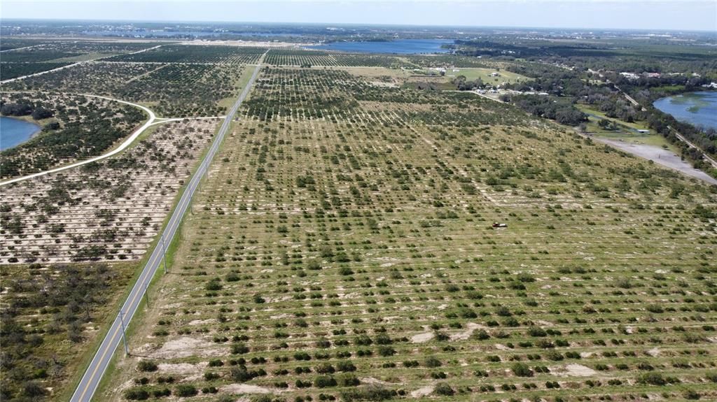 На продажу: $869,000 (36.70 acres)