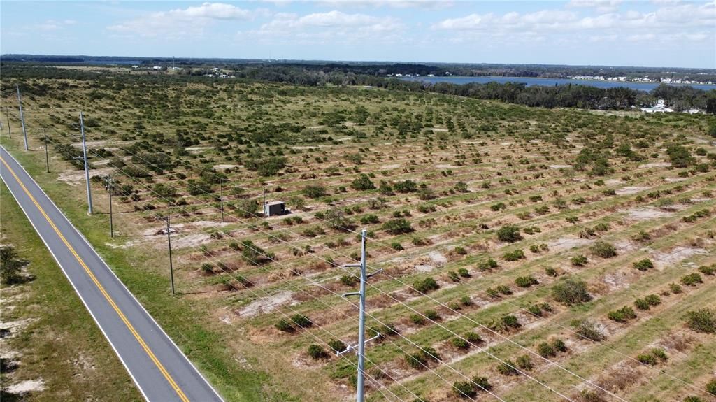 На продажу: $869,000 (36.70 acres)