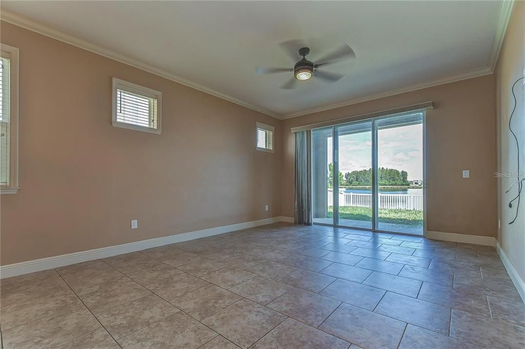 For Rent: $3,100 (4 beds, 2 baths, 2046 Square Feet)