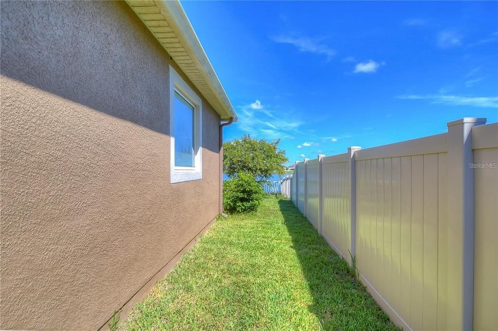 For Rent: $3,100 (4 beds, 2 baths, 2046 Square Feet)