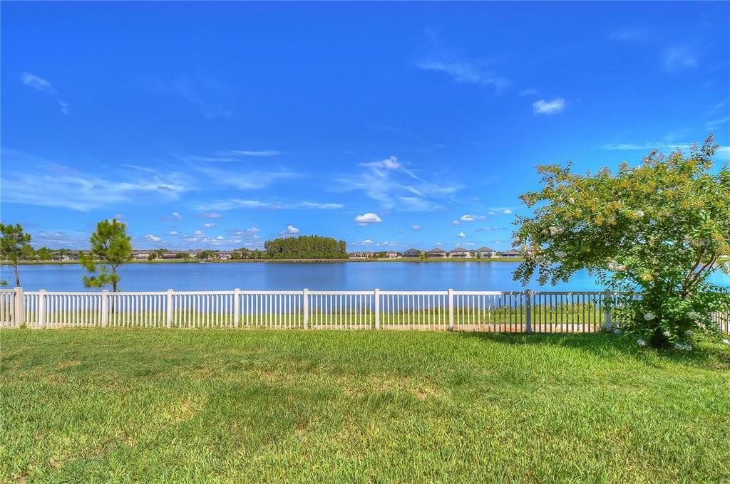 For Rent: $3,100 (4 beds, 2 baths, 2046 Square Feet)