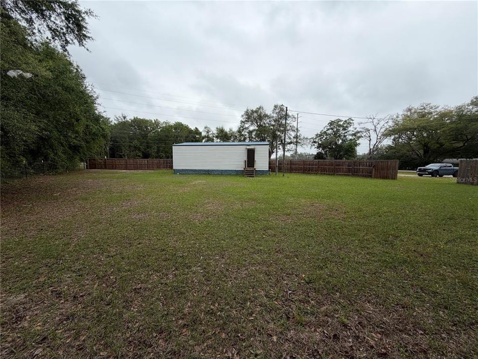 For Sale: $199,900 (0 beds, 1 baths, 828 Square Feet)