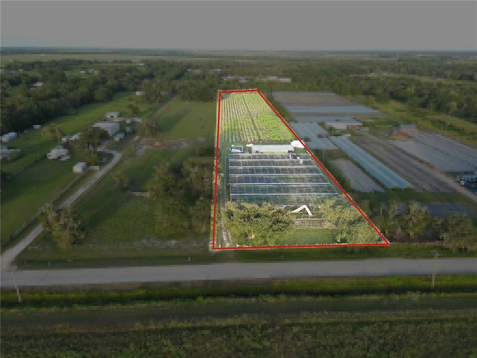 En Venta: $439,000 (5.00 acres)