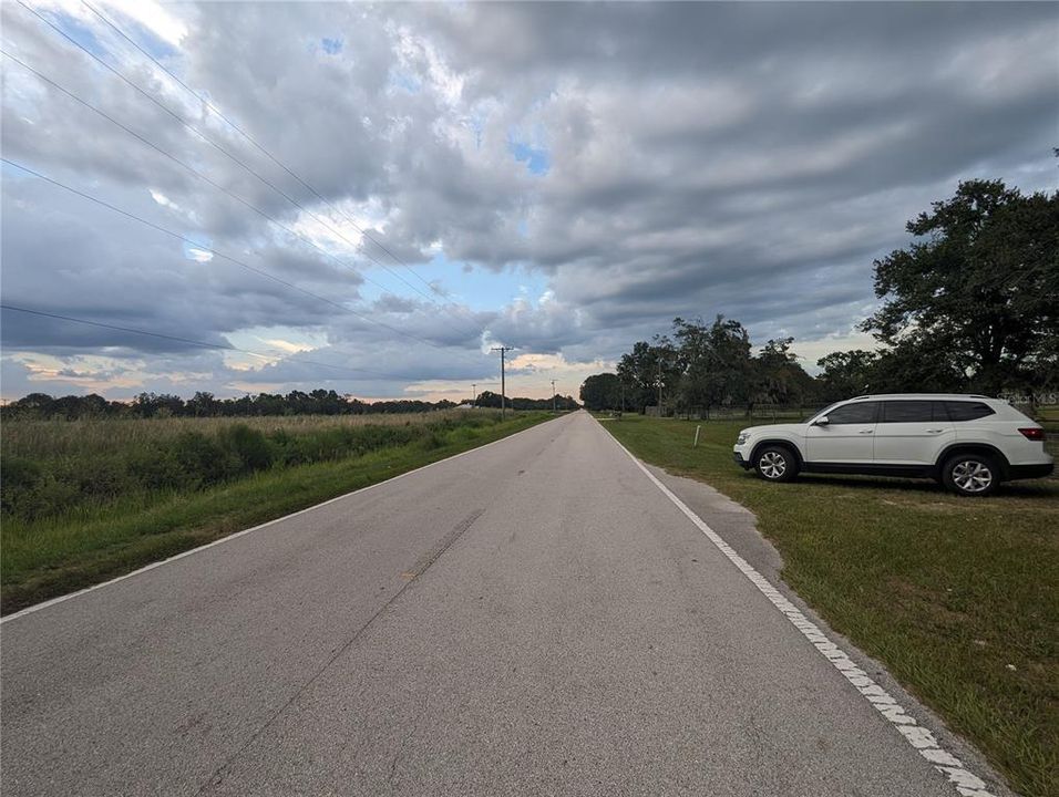En Venta: $439,000 (5.00 acres)