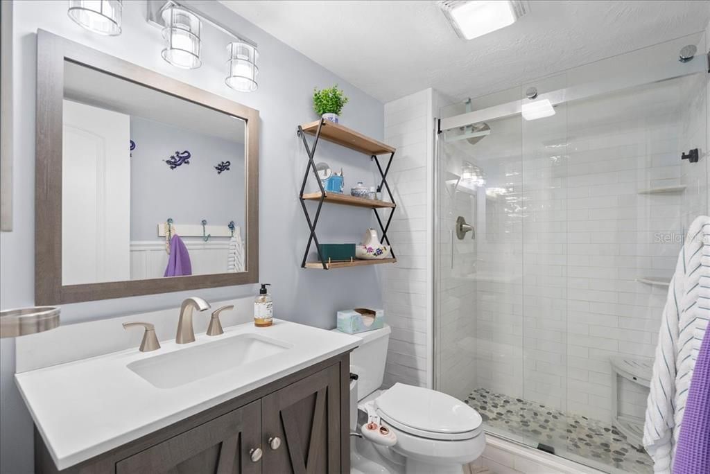 For Sale: $460,000 (2 beds, 2 baths, 1331 Square Feet)