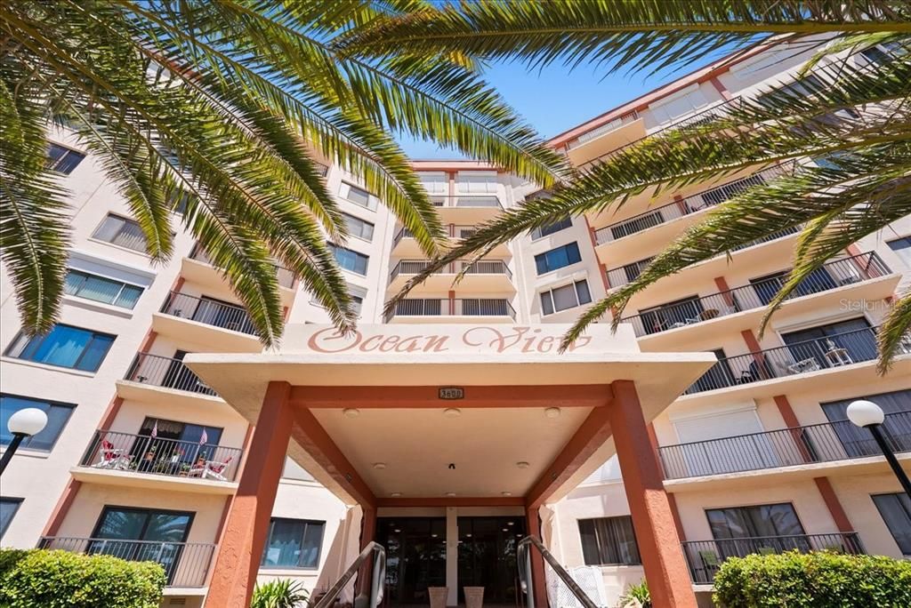 For Sale: $460,000 (2 beds, 2 baths, 1331 Square Feet)