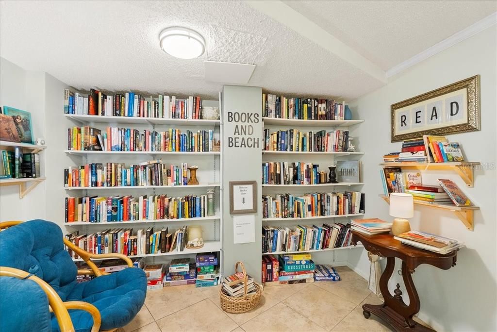 For Sale: $460,000 (2 beds, 2 baths, 1331 Square Feet)