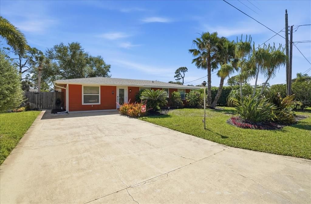 For Sale: $980,000 (4 beds, 3 baths, 1766 Square Feet)
