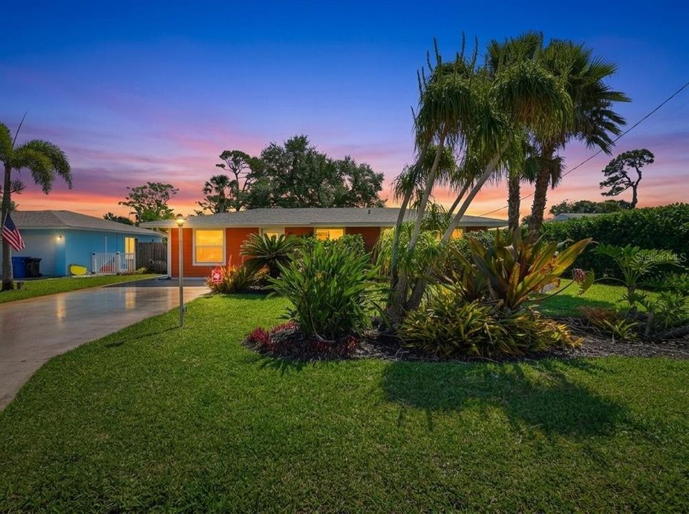For Sale: $980,000 (4 beds, 3 baths, 1766 Square Feet)