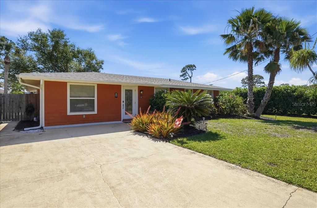 For Sale: $980,000 (4 beds, 3 baths, 1766 Square Feet)