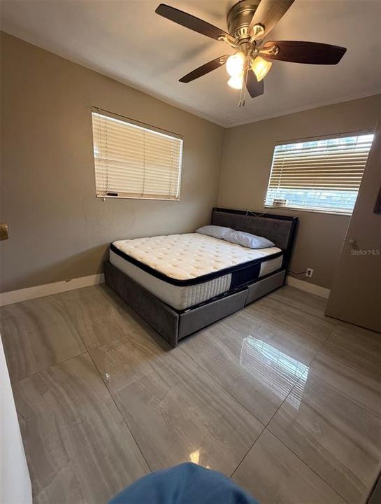 Activo con contrato: $449,000 (3 camas, 2 baños, 1749 Pies cuadrados)