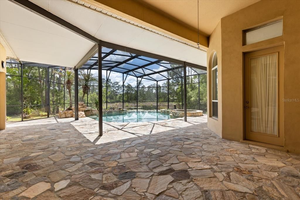 For Sale: $1,175,000 (4 beds, 3 baths, 3677 Square Feet)