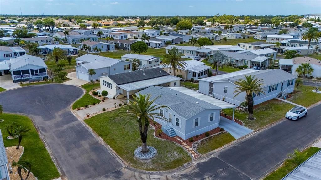 Под контрактом: $145,000 (2 спален, 2 ванн, 1056 Квадратных фут)