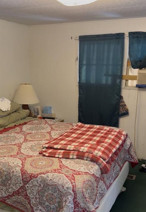 For Sale: $235,000 (2 beds, 2 baths, 720 Square Feet)