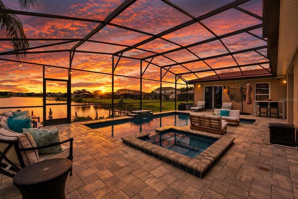 En Venta: $675,000 (5 camas, 4 baños, 2934 Pies cuadrados)