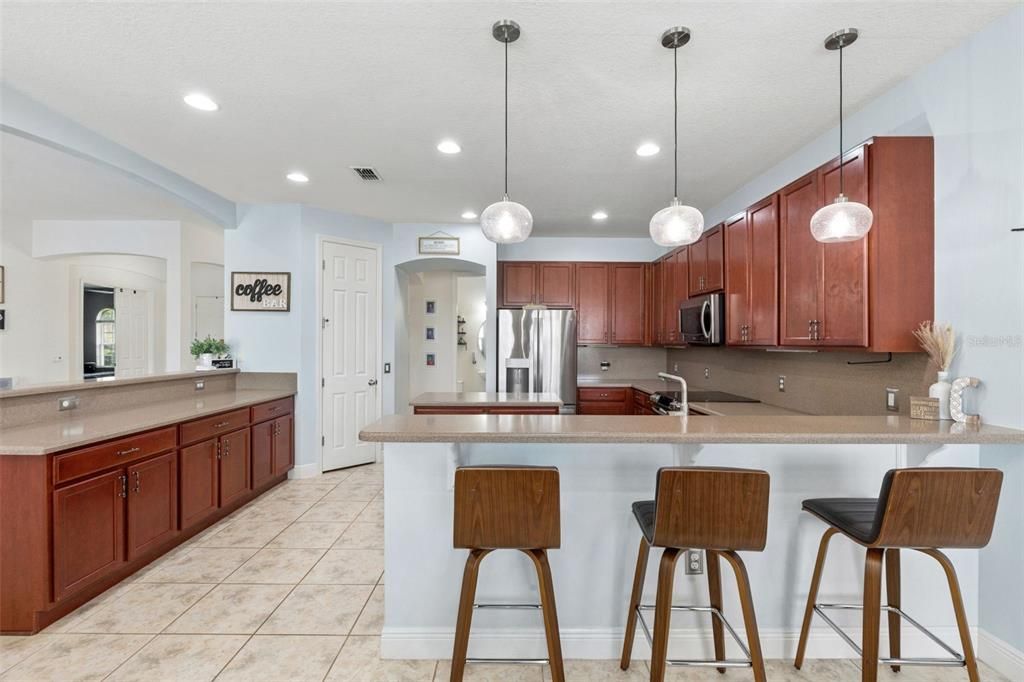 En Venta: $675,000 (5 camas, 4 baños, 2934 Pies cuadrados)
