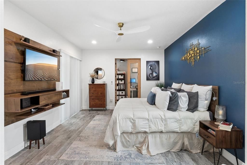 En Venta: $675,000 (5 camas, 4 baños, 2934 Pies cuadrados)